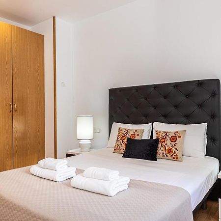 Waou Apartamentos En Sol Confort 8 Madrid Eksteriør billede