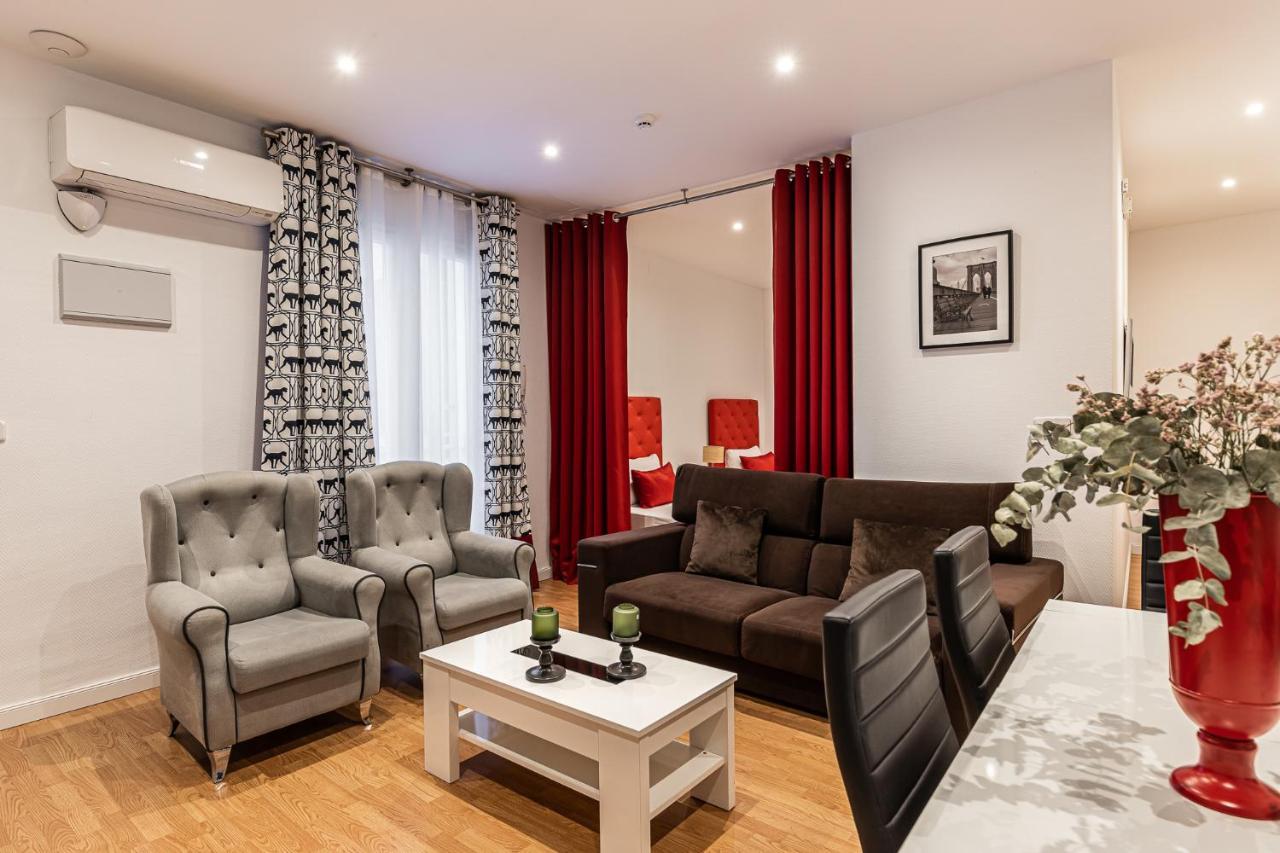 Waou Apartamentos En Sol Confort 8 Madrid Eksteriør billede