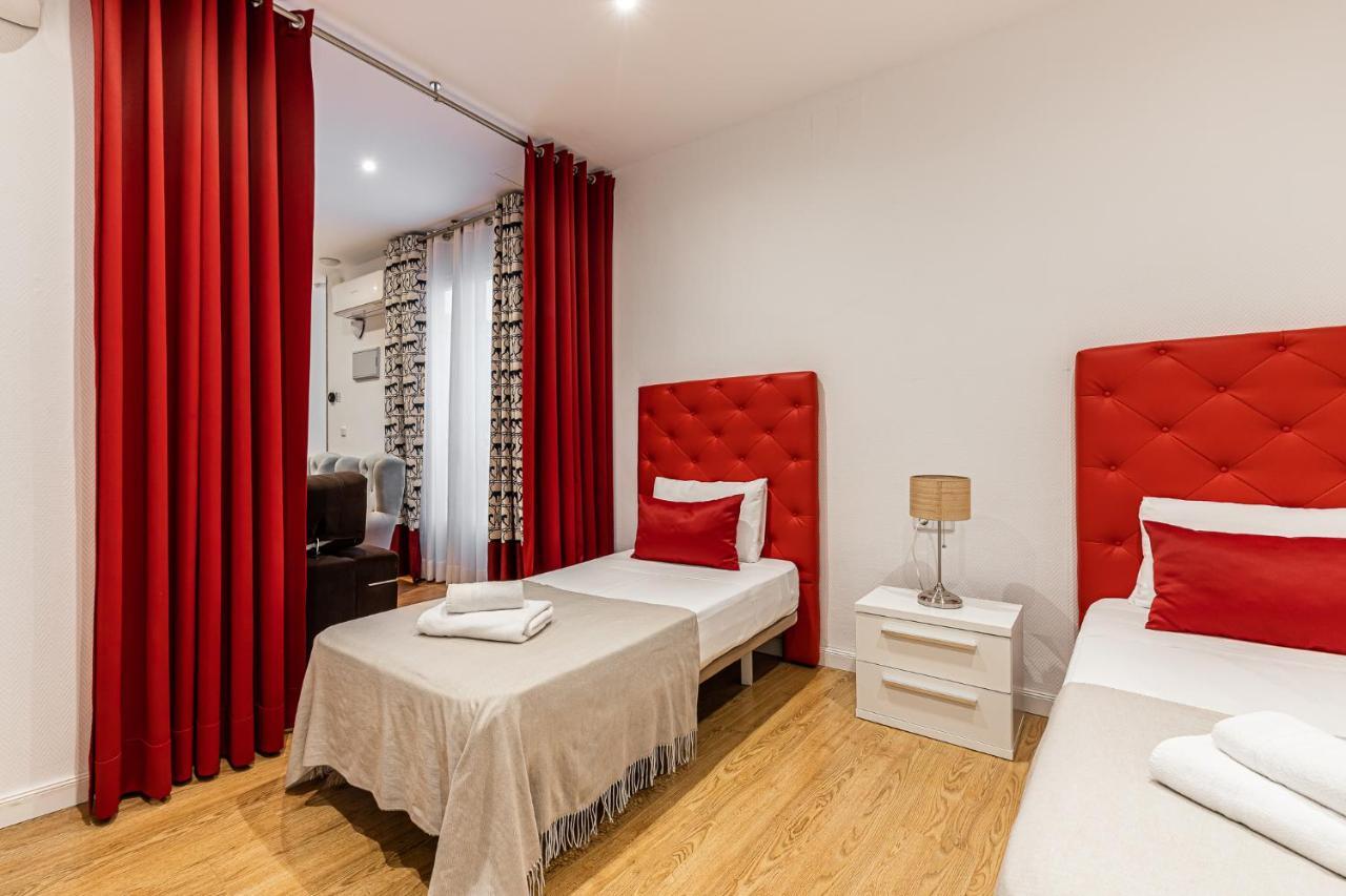 Waou Apartamentos En Sol Confort 8 Madrid Eksteriør billede