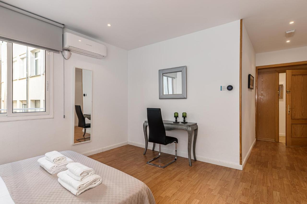 Waou Apartamentos En Sol Confort 8 Madrid Eksteriør billede